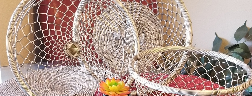 AS NEW! 3P ROUND SILVER METAL BASKET SET
